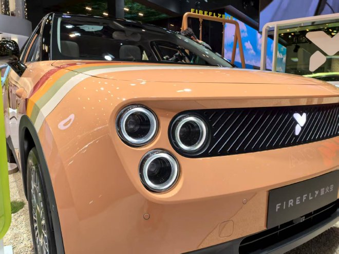 2025成都车展探馆:蔚来萤火虫