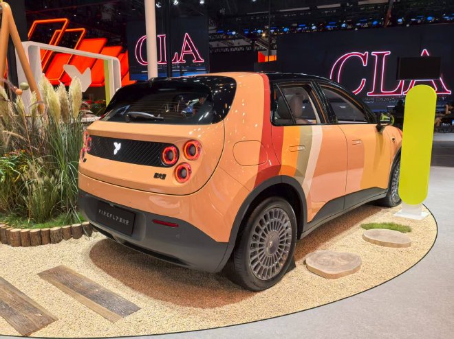 2025成都车展探馆:蔚来萤火虫