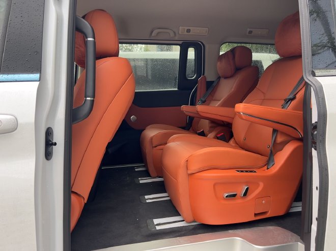 2025成都车展:北京汽车制造厂锐胜汽车品牌正式独立