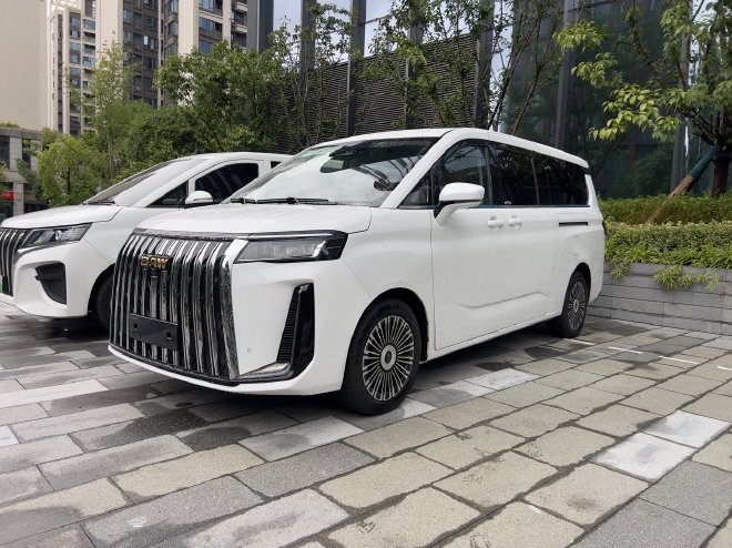 2025成都车展:北京汽车制造厂锐胜汽车品牌正式独立