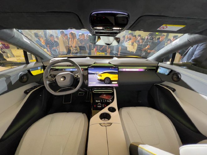 莲花Emeya/Eletre上市 售价53.8-83.8万元