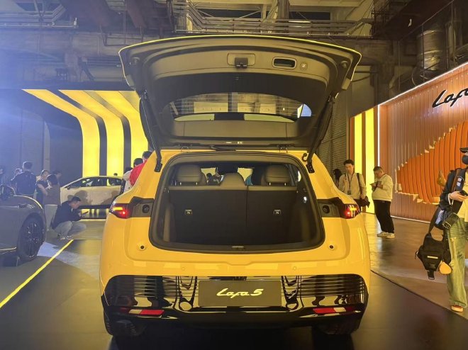 预售价10.58-13.18万元 零跑Lafa5开启预售