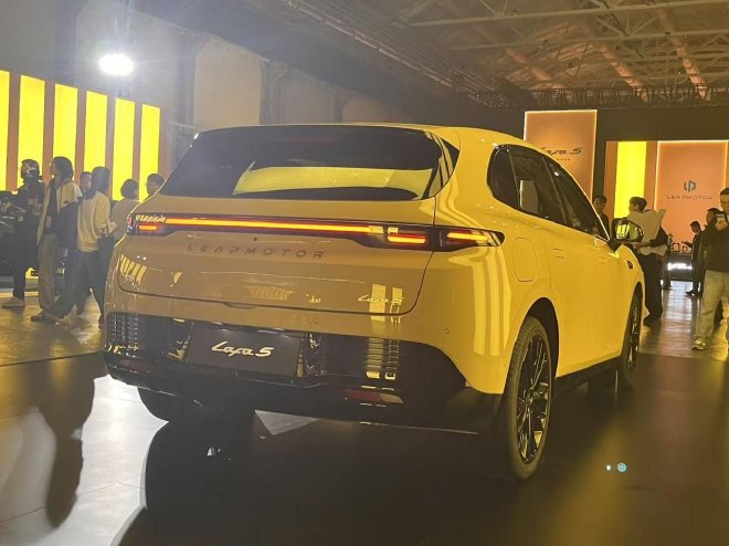 预售价10.58-13.18万元 零跑Lafa5开启预售