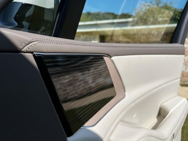 大六座安全豪华SUV 腾势N8L北京站上市