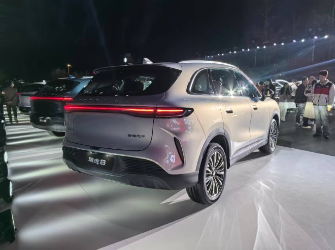 奇瑞第五代瑞虎8上市 限时售价9.29-12.29万元