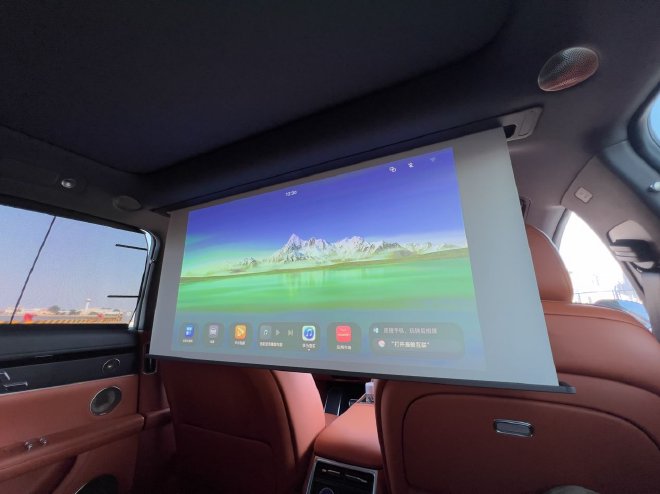 颜值与实力再突破 试驾新款享界S9