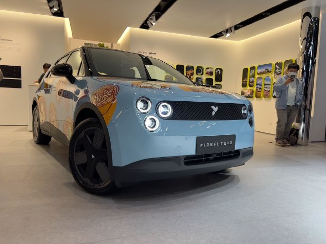 2025广州车展探馆：firefly萤火虫改装车和右舵车量产
