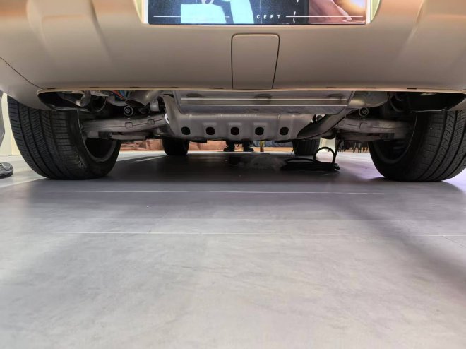 2025广州车展探馆:实拍极石ADAMAS Royal Edition皇家定制版