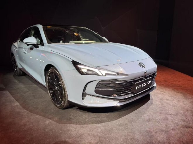 全新MG7正式上市 限时售价11.69-15.49万元