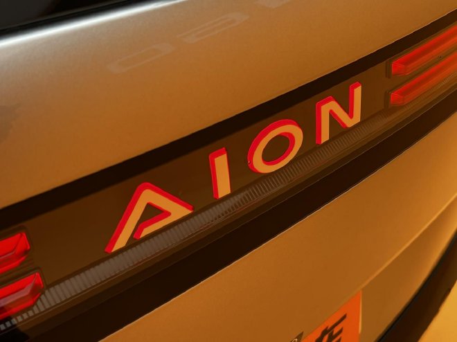 全系零重力座椅/高速领航智驾 广汽埃安N60“超大杯”