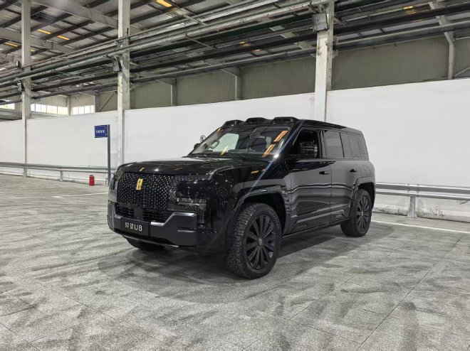 易四方性能再升级 场地试驾2026款仰望U8