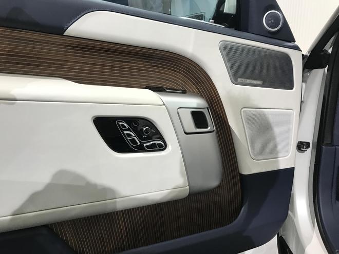 2018北京车展:揽胜SV Coupe亮相