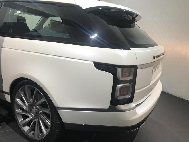 2018北京车展:揽胜SV Coupe亮相