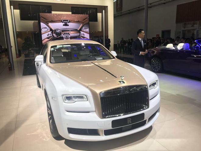2018北京车展：劳斯莱斯3款高级定制车型发布