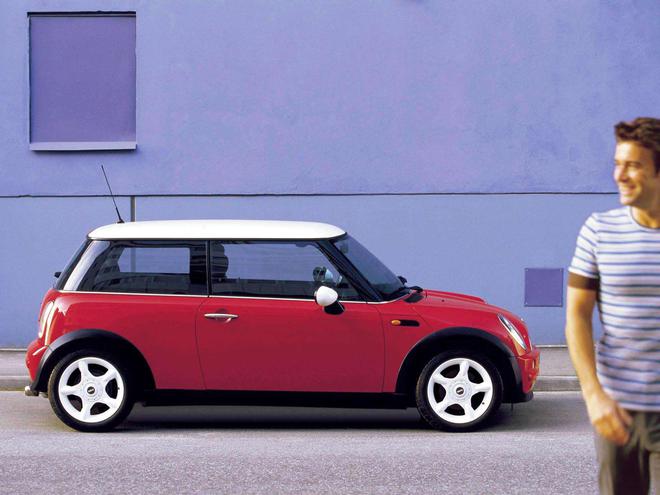 宝马或将关闭英国MINI和劳斯莱斯汽车工厂