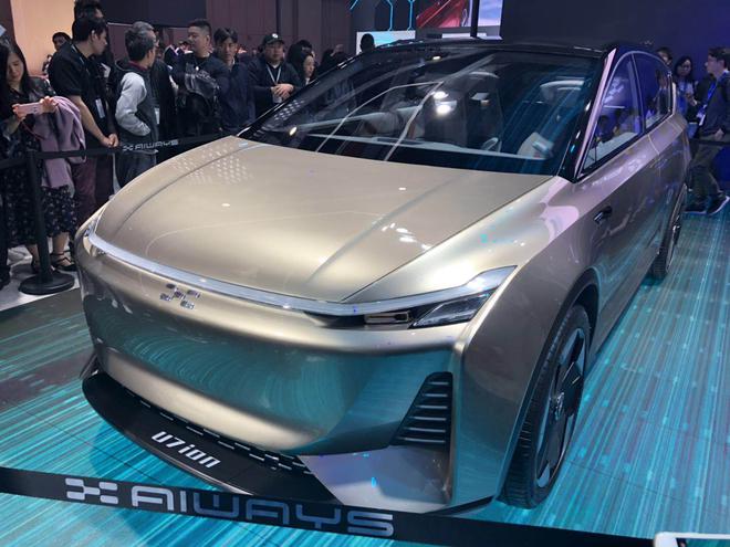 2019上海车展：爱驰U5正式发布