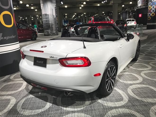 2019纽约车展:菲亚特124 Spider特别版