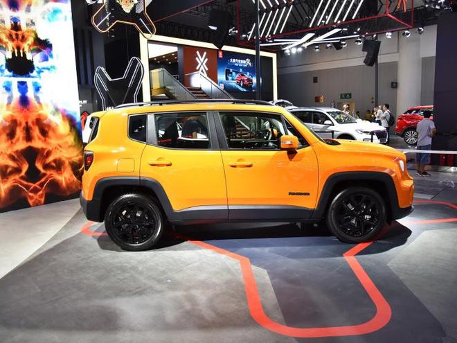 Jeep新款自由侠上市 售价12.98-18.98万元