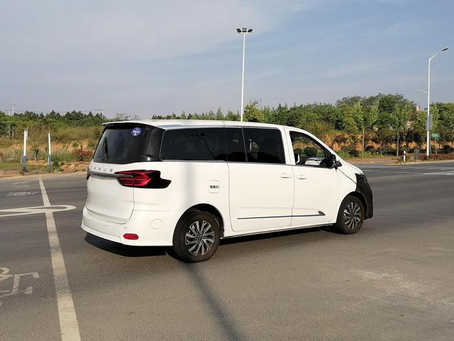 上汽MAXUS EUNIQ 7谍照曝光 NEDC续航550km