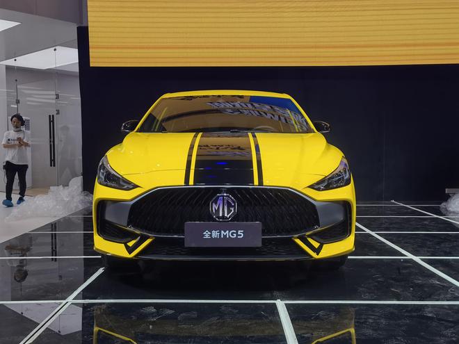 2020广州车展探馆:MG5潮越青奢限定版