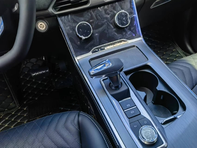 2022成都车展探馆:2023款星途凌云亮相