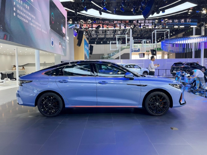 2022成都车展:艾瑞泽8预售11.40-13.50万元