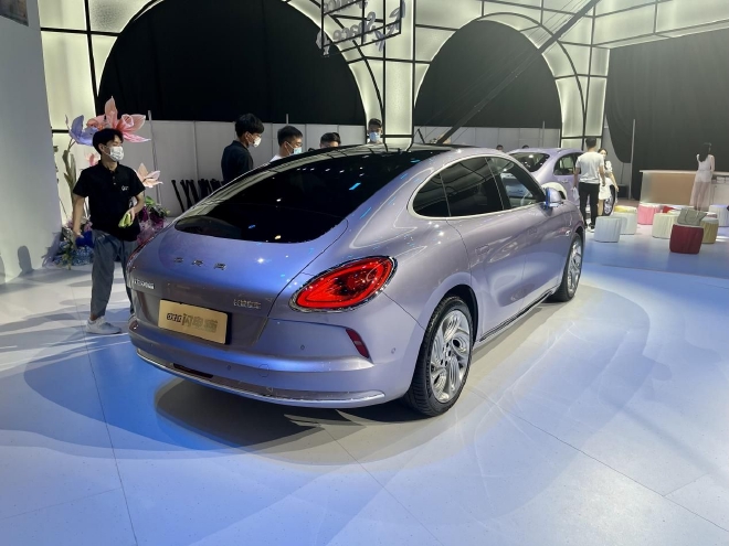 2022成都车展:欧拉闪电猫/芭蕾猫亮相