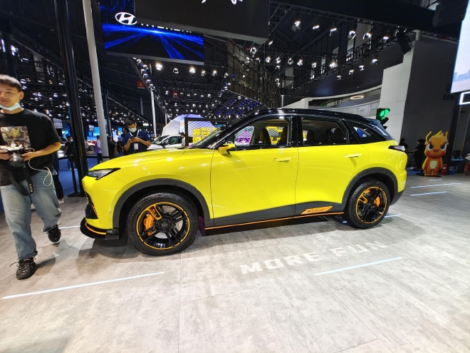 2022成都车展:北京汽车魔方亮相