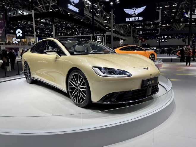 2022广州车展:远航汽车BHD平台发布 四款新车亮相