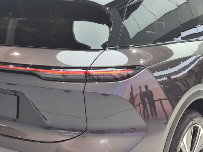 2023上海车展:蔚来全新ES6正式亮相