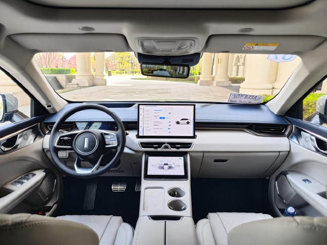 加速迭代的大五座SUV 试驾魏牌新摩卡DHT-PHEV 加速迭代的大五座SUV 试驾魏牌新摩卡DHT-PHEV
