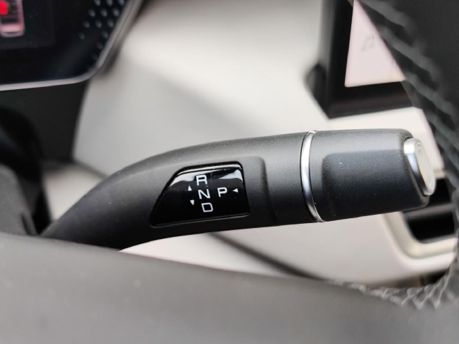 加速迭代的大五座SUV 试驾魏牌新摩卡DHT-PHEV 加速迭代的大五座SUV 试驾魏牌新摩卡DHT-PHEV