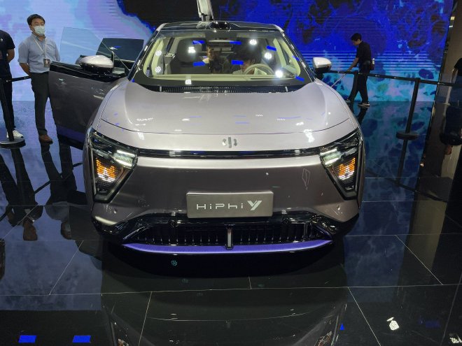 2023成都车展:高合全系车型亮相