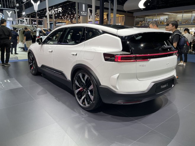 2023成都车展:极星3/极星4同台亮相