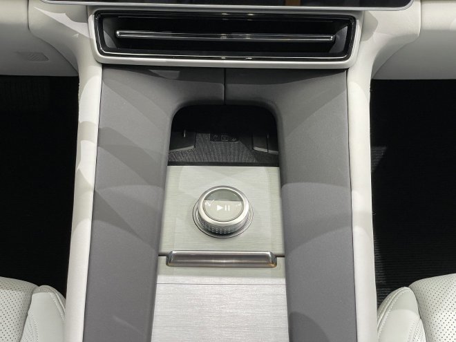 2023成都车展:极星3/极星4同台亮相