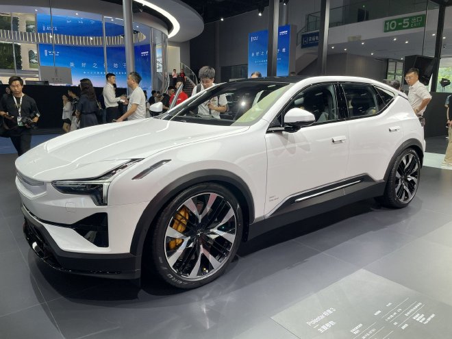 2023成都车展:极星3/极星4同台亮相