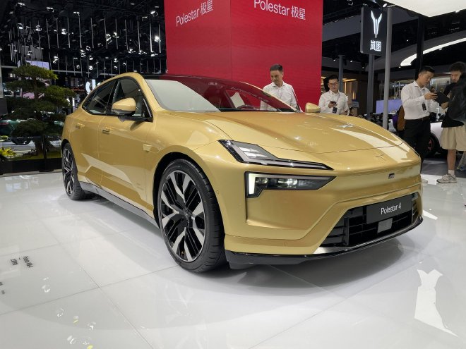 2023成都车展:极星3/极星4同台亮相