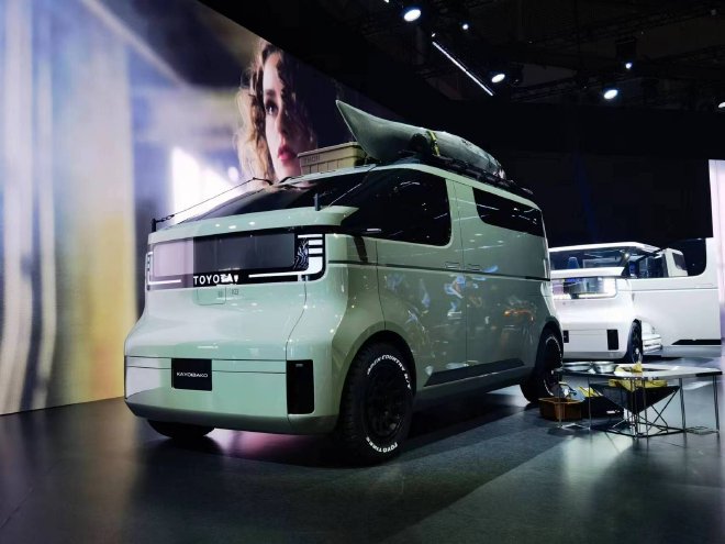 2023日本移动出行展：丰田Kayoibako EV Minivan亮相