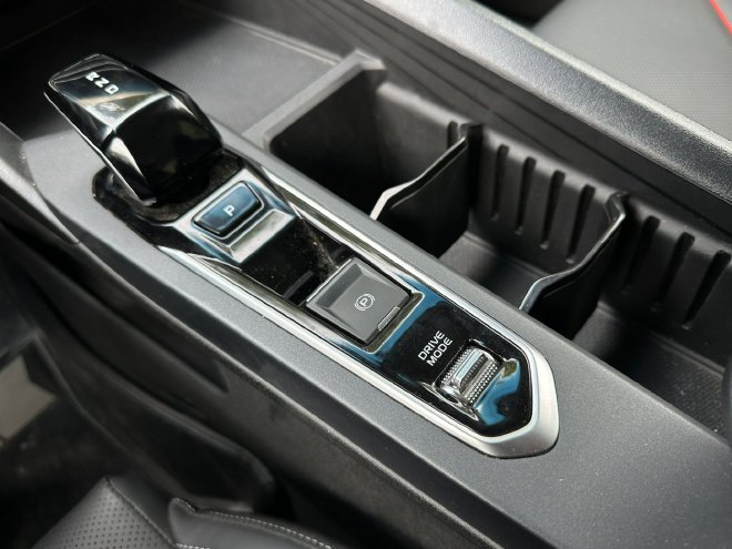 试驾吉利缤瑞COOL 7万级也能有驾驶乐趣