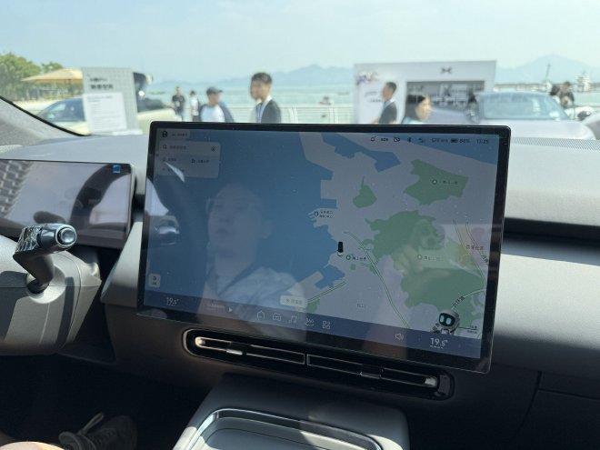 主打大空间 小鹏汽车全新车型P7+正式亮相