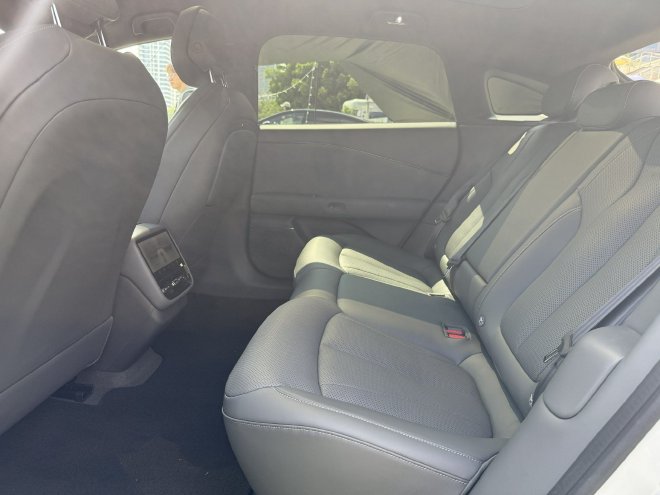 主打大空间 小鹏汽车全新车型P7+正式亮相