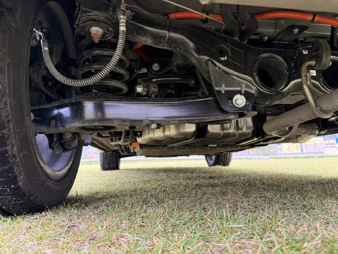 试驾蓝电E5 PLUS 静态表现出色 性价比拉满