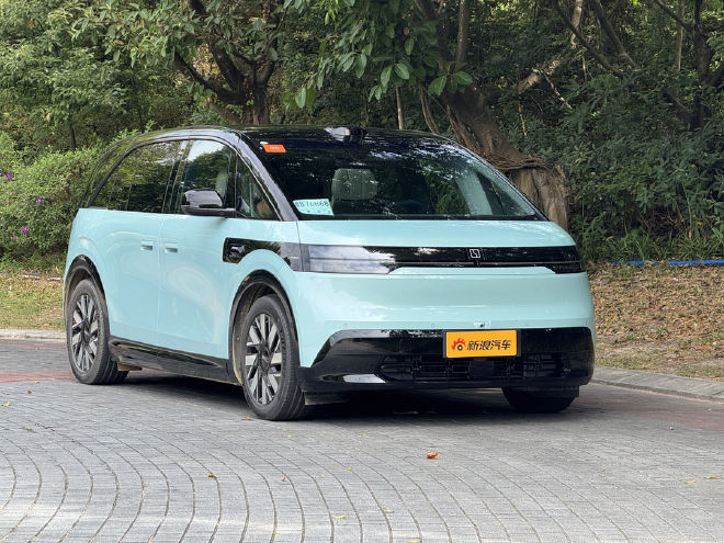 27.99万元起 极氪MIX正式上市