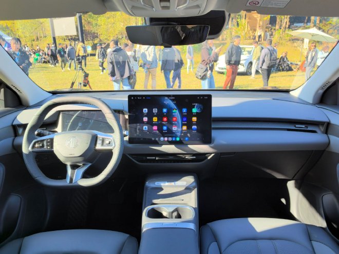 售价10.39-13.39万元 MG ES5正式上市