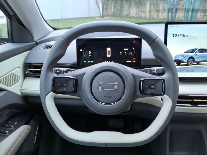 一汽奔腾悦意03预售先享价9.59万元起