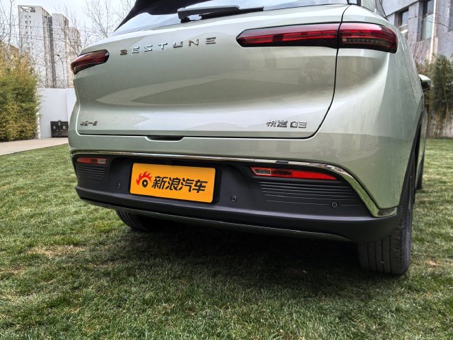 一汽奔腾悦意03预售先享价9.59万元起