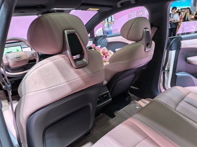 2025成都车展:东风日产N7发布全新配色