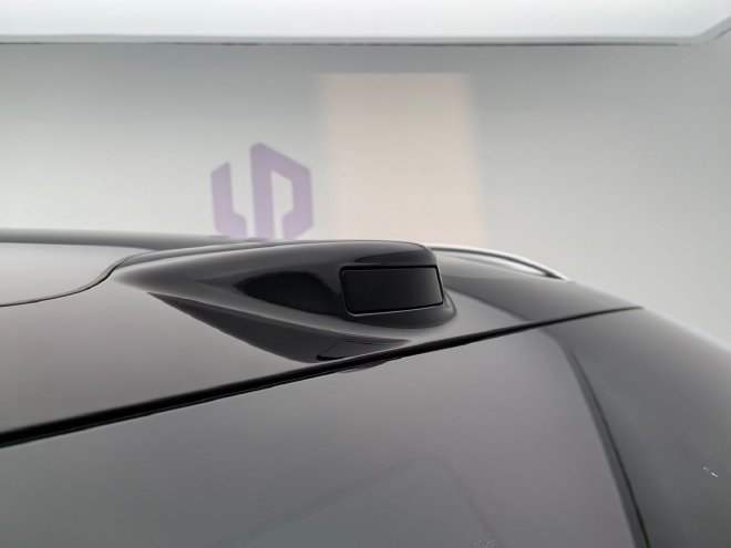 实拍零跑D19 重塑豪华新能源旗舰SUV新格局