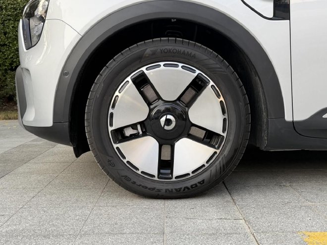 打破边界 试驾smart精灵#5 EHD