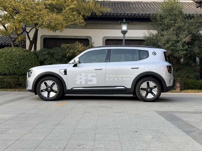 打破边界 试驾smart精灵#5 EHD